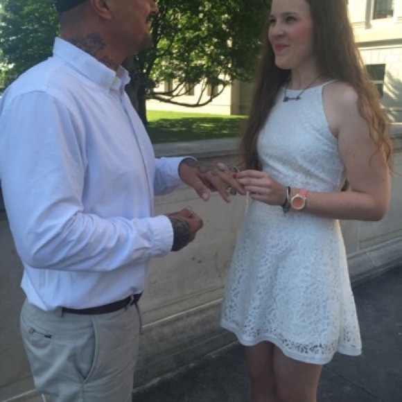 Meet your Posher, Alexandra - Picture 2 of 14